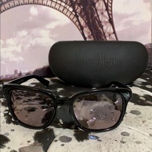 Gucci Sunglasses 🕶